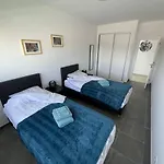 Casa Felino Nadadouro