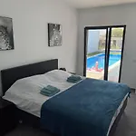 别墅 Casa Felino Nadadouro